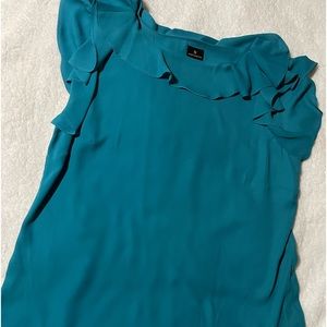 Never worn.